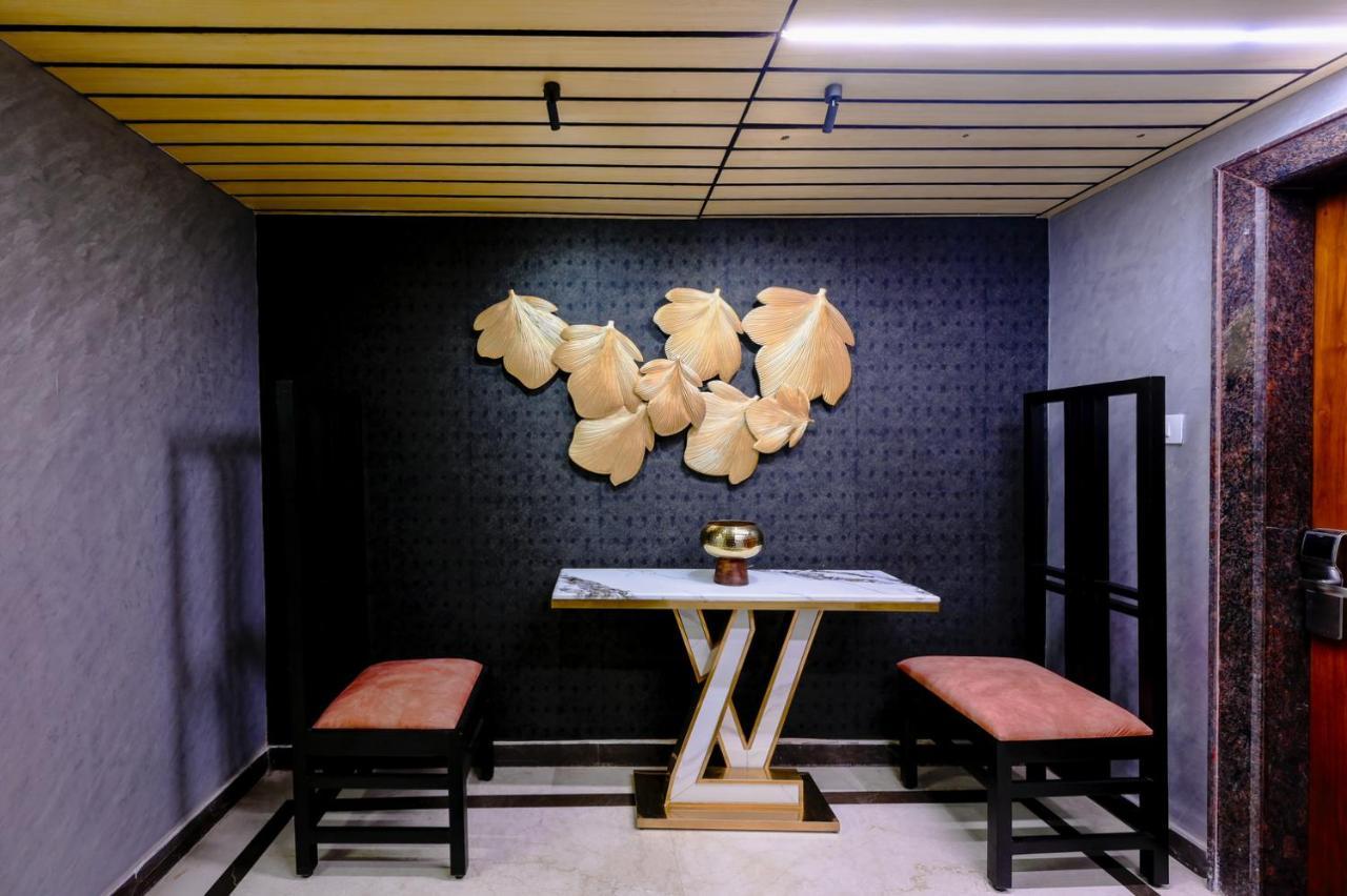 The Shivalik Hotel บูบันเนสชวาร์ ภายนอก รูปภาพ